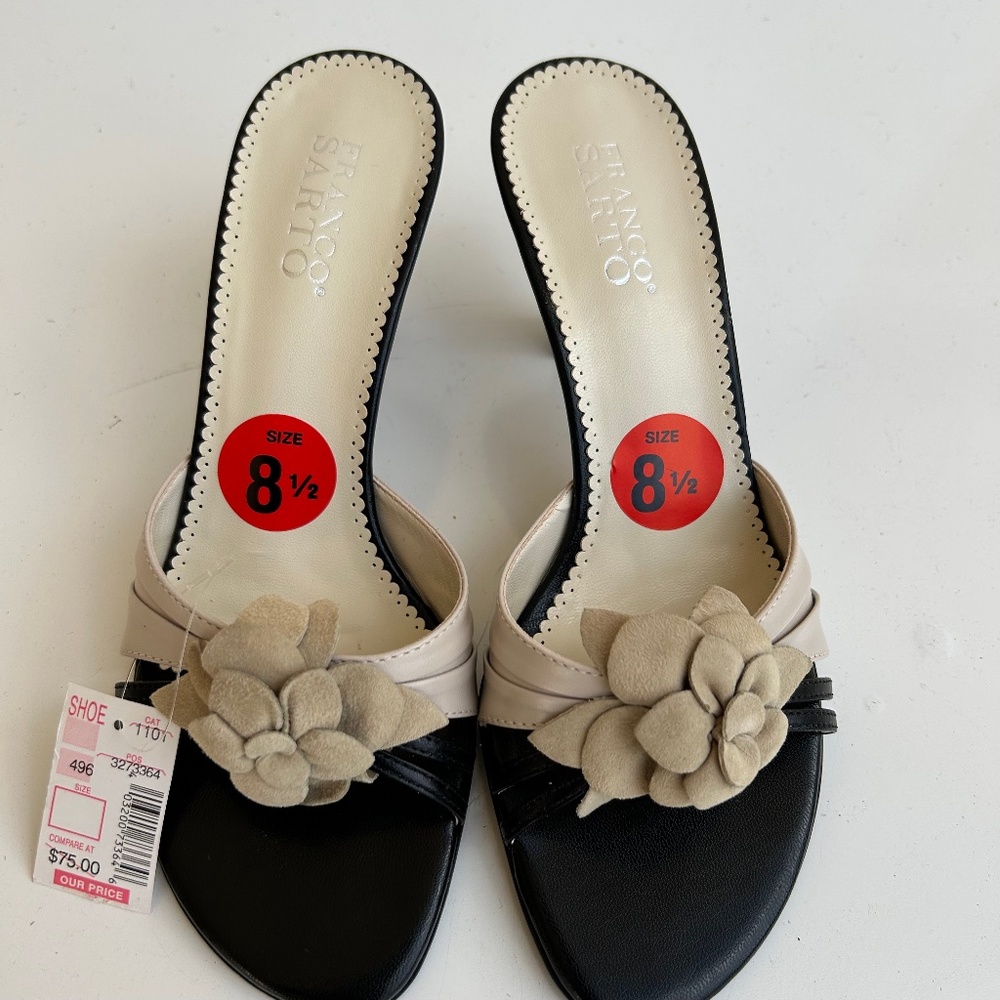 NWT FRANCO SARTO Upper Leather Cream/Black L-DATO Sandal Size 8.5 M